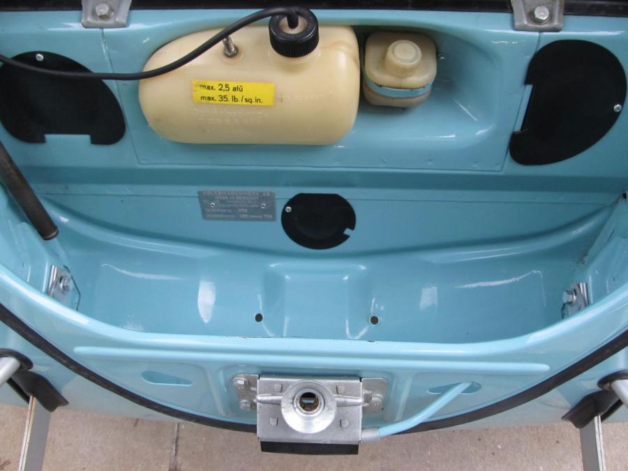  Volkswagen Beetle Cabriolet 1965 года  (фото 3 из 9)